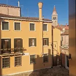 Dimora Cadorin Apartman